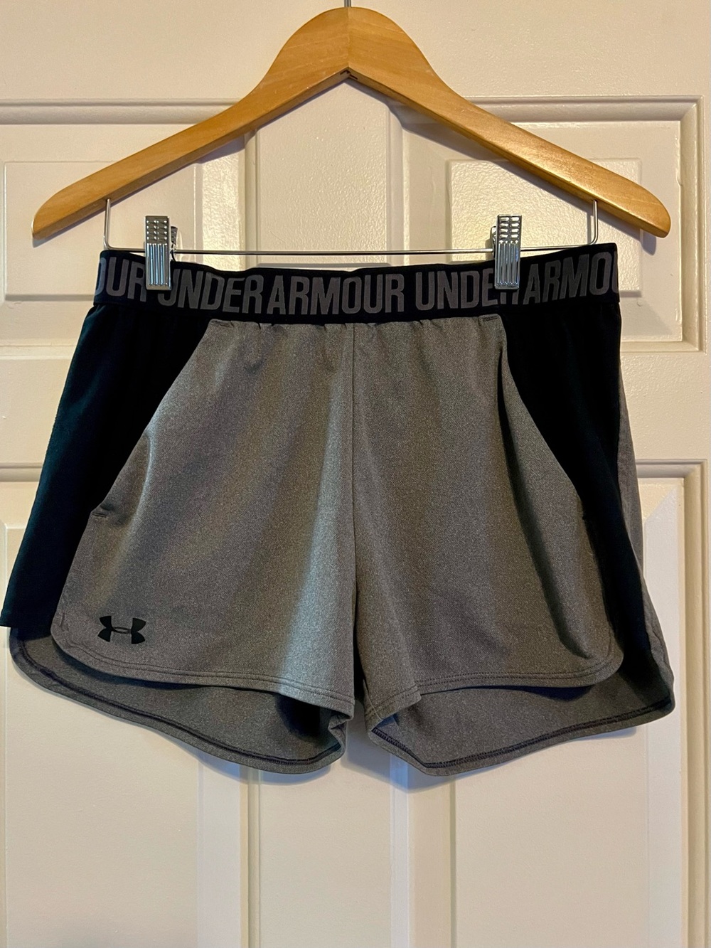 Under Armour Gray Heather Play Up 3.0 Knit Athletic Shorts - Size M